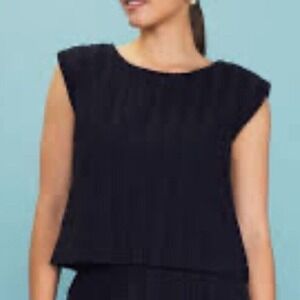 Black Sleeveless Top NWT Lined Textured Casual Blouse XS Skies Are Blue